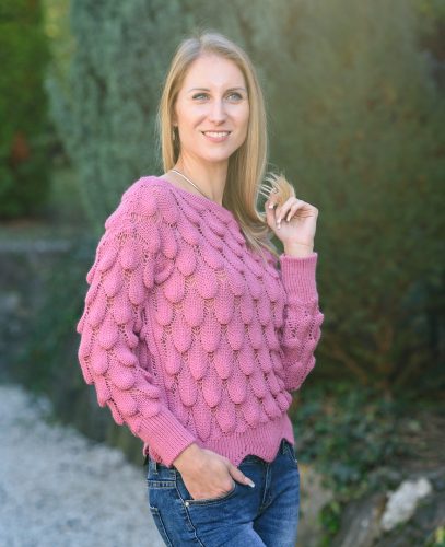 Csepp mintás kötött lila rövid pulóver (S-M)